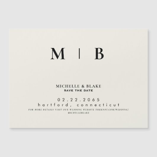 Einfache und leichte Monogramm Beige Save the Date Magneteinladung (Vorderseite)