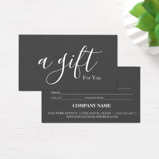 Einfache und moderne Geschenkgutschrift (Schreibtisch)