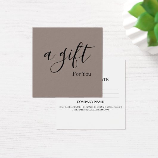 Einfache und moderne Geschenkgutschrift (Schreibtisch)