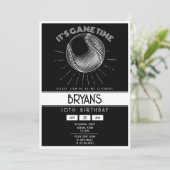 Einfache Vintage Retro-White Baseball Geburtstag Einladung (Stehend Vorderseite)