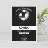 Einfache Vintage Retro White Soccer Geburtstag Einladung (Stehend Vorderseite)