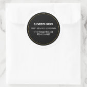 Einfache Visitenkarte im schwarzen Hintergrund Runder Aufkleber (Tasche)