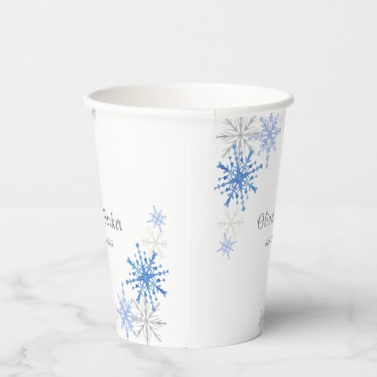 Einfache Wasserfarbenschneeflocken Winterkindern K Pappbecher (Rechts)