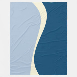Einfache Waves 2 in Dunkelblau, Hellblau und Creme Fleecedecke