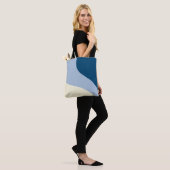 Einfache Waves - dunkelblau, hellblau und creme Tasche (Am Model)