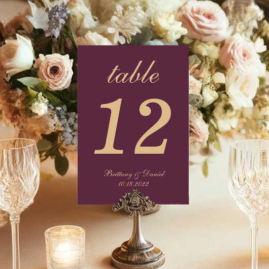 Einfache Wedding Wine Color Gold Script Calligraph Tischnummer