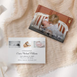 Einfache Weihnachtskarte für das Foto<br><div class="desc">Teilen Sie mit dieser einfachen Weihnachtskarte die Neuigkeiten Ihres Fotos. Personalisieren Sie Ihre Geburt mit 1 Foto vorne und 3 Fotos auf der Rückseite zusammen mit allen Informationen zum Geburtsstatus Ihres Babys. Besuchen Sie meine Weihnachts-Kartensammlung um alle Möglichkeiten der Urlaubskarte zu sehen.</div>