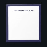 Einfache Weiße Marine Typografie Notizblock<br><div class="desc">Ein berufliches Notizblock mit minimalistischem Design in Marineblau und Weiß. Benutzerdefinierter Monogramm-Name auf einem einfachen,  weißen Hintergrund,  gerahmt durch einen Marinebänder. Personalisieren Sie die Eingabe mit den angegebenen Feldern,  oder wenden Sie sich mit der Schaltfläche 'Nachricht' an den Designer,  um Hilfe zu erhalten.</div>