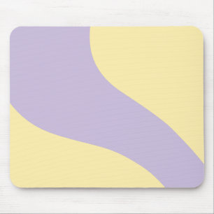 Einfache Wellen in Pastellgelb und Lila Mousepad