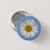 Einfache White Daisy-Blume auf Light Blue Button (Vorne & Hinten)