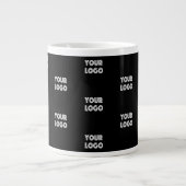 Einfache Wiederholung des Logos | Schwarz Jumbo-Tasse (Vorderseite)