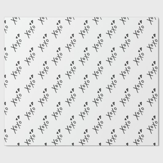 Einfache XOXO Schrift in schwarzem Muster Geschenkpapier (Flach)