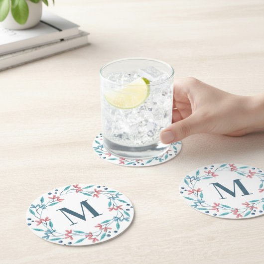 Einfacher Blumenkranz-Monogramm Runder Pappuntersetzer