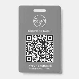 Einfacher grauer QR-Code-Mitarbeiterausweis Ausweis