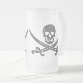 Einfacher lächelnder Piraten-Schädel mit Mattglas Bierglas (VorderseiteRechts)