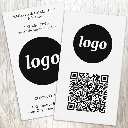 Einfacher Logo-Text-QR-Code im vertikalen Format Visitenkarte