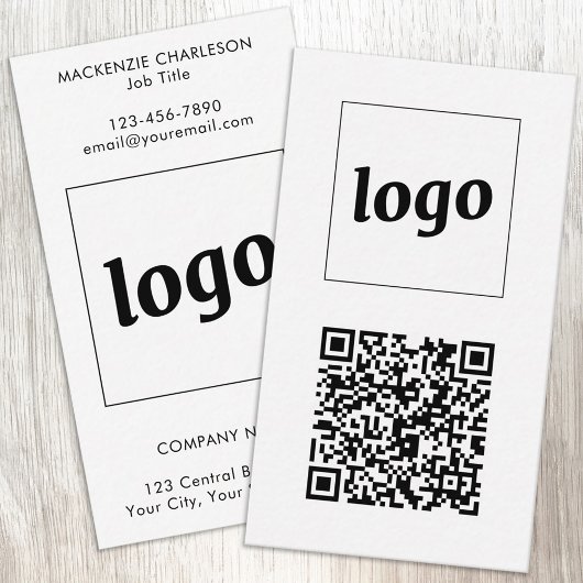 Einfacher Logo-Text-QR-Code im vertikalen Format Visitenkarte