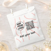 Einfacher minimaler q r Code Hinzufügen des Logo-S Geschenktütchen (Ausgeschnitten)