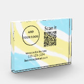 Einfacher minimaler q r Code Hinzufügen Logo Scan- Fotoblock (Links)