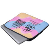 Einfacher minimaler QR-Code-Logo-Scan-Code-Name wi Laptopschutzhülle (Vorne Knopf)