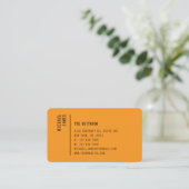 Einfacher moderner minimaler orangefarbener QR-Cod Visitenkarte (Stehend Vorderseite)