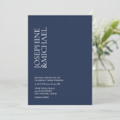 Einfacher moderner Vorname Navy Blau Einladung (Stehend Vorderseite)