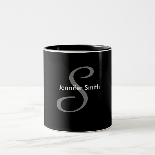 Einfacher Monogramm-Entwurf Zweifarbige Tasse (Mittel)