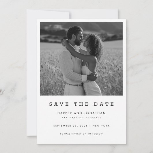 Einfacher Schwarz-Weiß-QR-Code-Hochzeitsfoto Save The Date (Vorderseite)