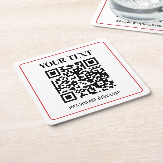 Einfacher Schwarz-Weiß-QR-Code mit rotem Rand Rechteckiger Pappuntersetzer (angewinkelt)