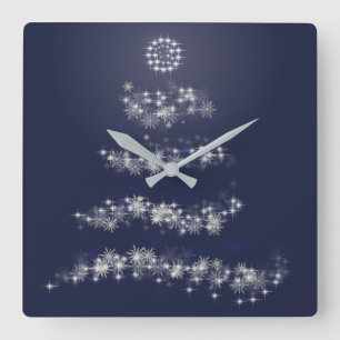 Einfacher silberner Weihnachtsbaum auf Blau Quadratische Wanduhr