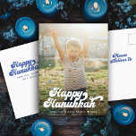 Einfacher Spaß Moderne Typografie Retro Happy Hanu Postkarte<br><div class="desc">Fun Retro Vintage Typografie Urlaub Postcard Lesen Happy Hanukkah mit Ihrem individuellen Foto und Nachricht. Platz für zusätzliche vorgedruckte Nachrichten auf der Rückseite.</div>