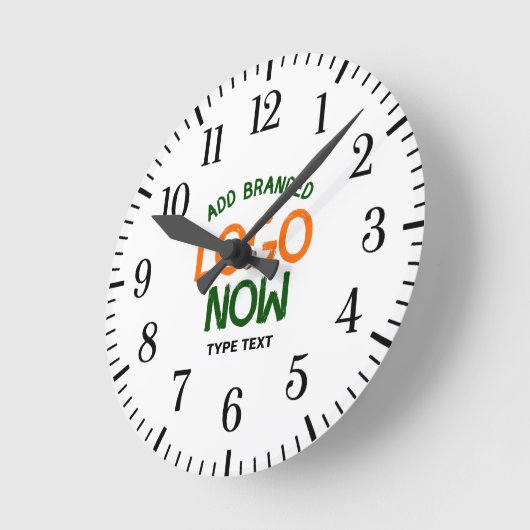 EINFACHER ZEITGENÖSSISCHER, WEISSER, SCHNELLER KUN RUNDE WANDUHR (Winkel)