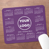 Einfaches 2026-Calendar-Business-Logo auf Lila Mousepad