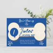 Einfaches Birthday Hund-Knochen-Party Blau Einladung (Stehend Vorderseite)