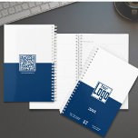 Einfaches Blue & White Small Business Planer<br><div class="desc">Einfache Blue & White Planer Vorlage für kleine Unternehmen, um Ihre Firmenmarke bleibe und zu verbessern. Die Blue Business Card Designs & Marketing Items Collection ist eine elegante Ergänzung. Dieser für den modernen Unternehmer konzipierte Planer ist perfekt für die Gegenwart Ihres Kunden. Fügen Sie Ihr Logo, Ihren Firmennamen und Ihre...</div>