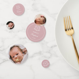 Einfaches Blumenkreuz am Tauftisch Konfetti