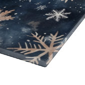 Einfaches dunkles Blau mit Schneeflocken Schneidebrett (Ecke)