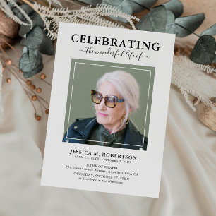 Einfaches elegantes Beerdigungsprogramm Dreifach Gefaltete Einladung