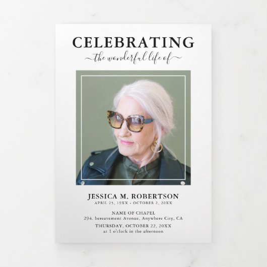 Einfaches elegantes Beerdigungsprogramm Dreifach Gefaltete Einladung (Cover)