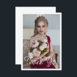 Einfaches elegantes Foto Bat Mitzvah Geburtstag Dankeskarte<br><div class="desc">Einfaches Elegantes Foto Bat Mitzvah Birthday Dankeschön-Karte mit dem eleganten Text "Danke" in weißer Kalligraphie-Skript auf der Vorderseite mit Ihrer personalisierten Botschaft auf der Rückseite. Personalisieren Sie den Text in den Textfeldern,  indem Sie ihn bearbeiten. Entworfen von ©Evco Studio www.zazzle.com/store/evcostudio</div>