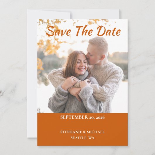 Einfaches elegantes Foto beim Hochfahren der Datum Save The Date (Vorderseite)