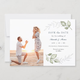 Einfaches elegantes Foto im Grünen Save the Date Einladung