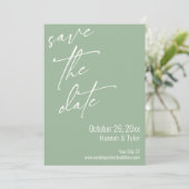 Einfaches Elegantes Handschrift-Skript Salbeigrün Save The Date (Stehend Vorderseite)
