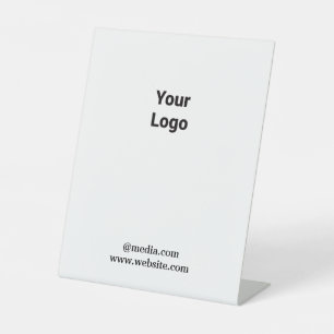 Einfaches, elegantes Logo hier Sockelschild