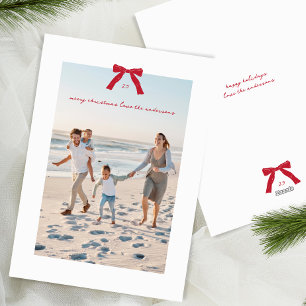 Einfaches elegantes Minimal Red Christmas Bow Foto Feiertagskarte