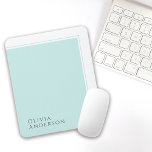 Einfaches elegantes Minimalistisches Aqua-Farbbloc Mousepad<br><div class="desc">Ein schlichtes minimalistisches Design, das mit seinem modernen Farbblock-Design in hellen Aquamarinen ein Gefühl von Eleganz und klassischem Stil vermittelt. Die Textvorlage für dieses Design enthält Ihren Namen in der unteren links Ecke des Designs. Die Vielseitigkeit dieses minimalistischen Designs funktioniert wunderbar für so viele verschiedene Berufe und ist eine wunderbare...</div>