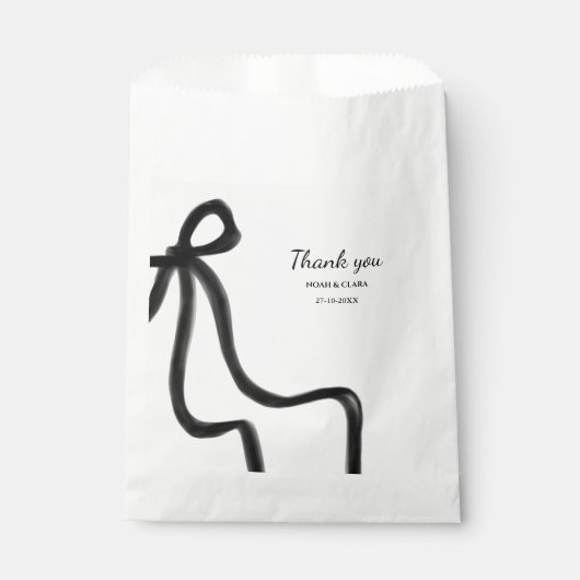 Einfaches elegantes Minimalistisches Schwarzes Wei Geschenktütchen (Vorderseite)