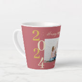 Einfaches Elegantes Modernes Happy New Year One Fo Milchtasse (Linke Ecke)