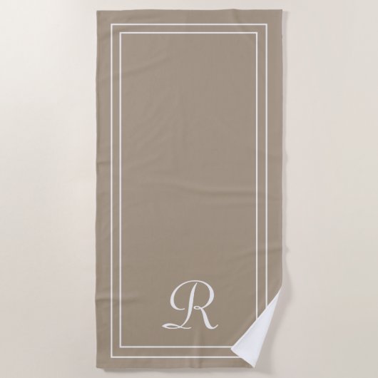 Einfaches elegantes Taupe Monogram Badetuch (Vorderseite)