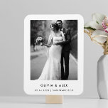 Einfaches elegantes Text und Foto | SAVE THE DATE Magnet<br><div class="desc">Einfaches elegantes Text und Foto | Save the Date Elegantes und stilvolles weißes Skript Speichern Sie das Date Magnet. Ideal für Hochzeiten,  Geburtstage,  Abschlüsse und andere Veranstaltungen.</div>